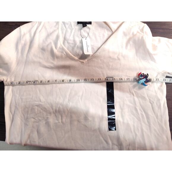 Banana Republic Factory V-neck Light Weight Pullover Sweater Cream Beige Large - Picture 4 of 7